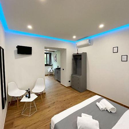 Pozzuoli B&B Exsofer ภายนอก รูปภาพ
