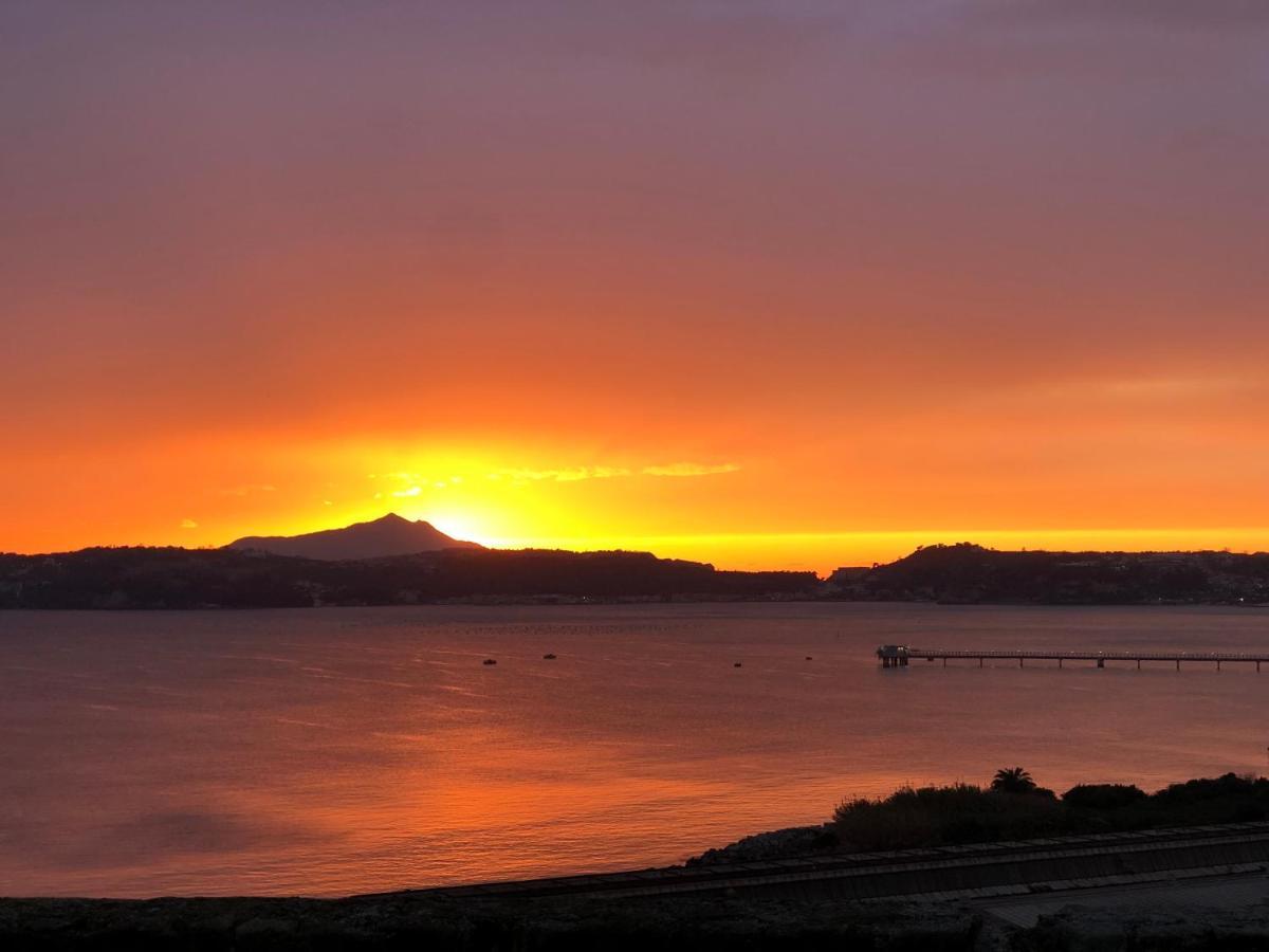 Pozzuoli B&B Exsofer ภายนอก รูปภาพ
